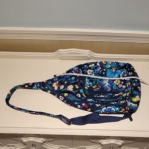 Vera bradley sling bag